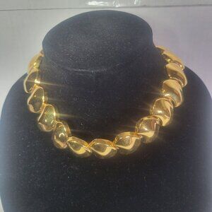 Vintage Napier Gold-Tone Chunky Formal Statement Necklace With Fold-Over Clasp